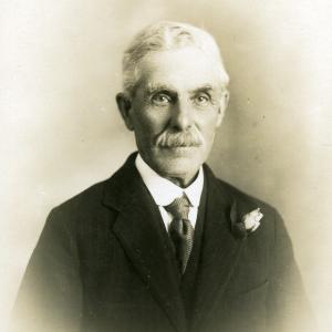 1900s Mr Harvey village baker472