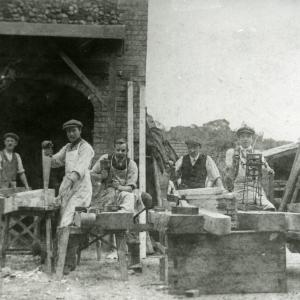 1910 14 Station Rd Kennett Hollands Builders Russell Ab