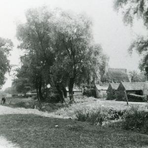 1910 Brookside looking across to the Duddery090