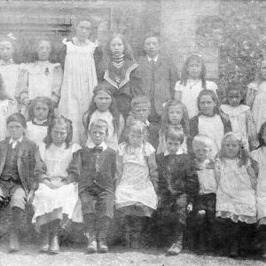 1912 Moulton School pupils535 2