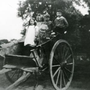 1915 Church Rd blacksmiths yard Walter Marjory Poulter
