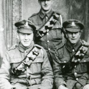 1916 Fred Starling on left206