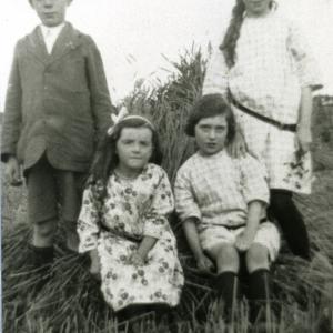 1923 John Russell Dolly Buxton Olive Russell Dorothy Rus