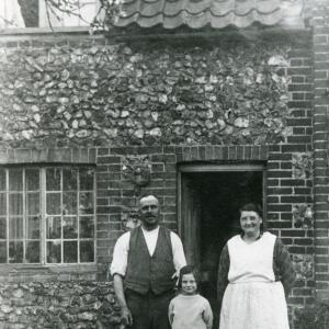 1929 No8 Brookside Ben Laura daughter Cath Devonish442