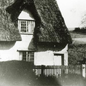 1930s Bridge Farmhouse note open fields near the Plantati