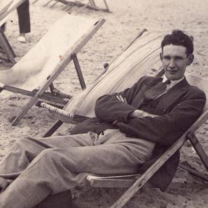 1930s Gt Yarmouth. Leslie Wybrew 1