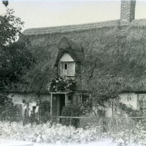 1930s Joe Plums cottage Bridge St270