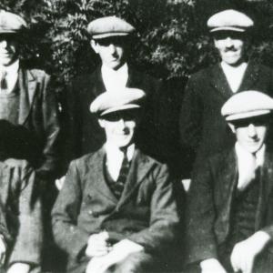 1930s KIngs Head workmen550