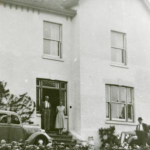 1935 French Hall Farmhouse Mr Mrs Clarkson in doorway410