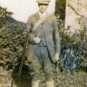 1940 50s Moulton Paddocks Robert Charles Grass keeper and head keeper 1920 to 1964 2