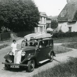 1942 Bridge St Jennings going on holiday680