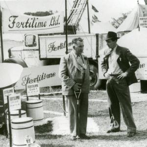1950s Douglas Griffiths right at a show719