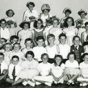 1955 Moulton School May Day celebrations577