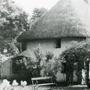 1958 The Old Vicarage side view 2819