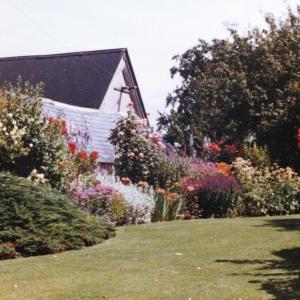 1964 Moulton Hall Gardens 5783
