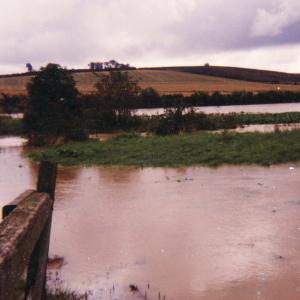 1968 17th Sept Great Flood meadows towards Kennett796