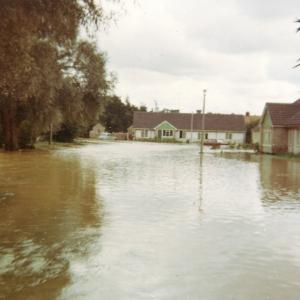 1968 17th Sept The Great Flood Church Rd835