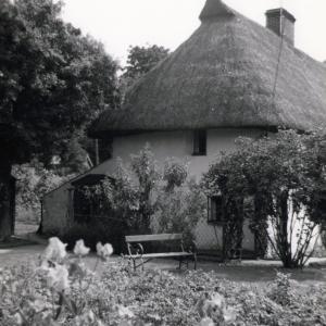 1971 23 Brookside the Old Vicarage 6