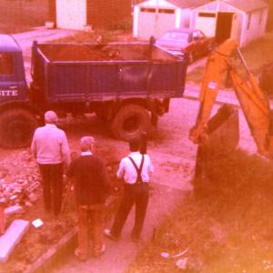 1975 Road to Tweed Close under construction 4863