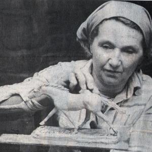 1980s Peggy Alexander in her studio