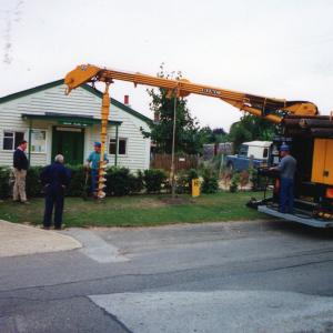 1990 Best kept village sign 2