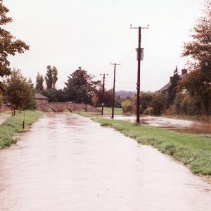 1994 Brookside spring floods from the Little Bridge looki