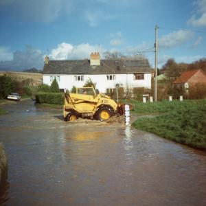 1994 Packhorse Bridge ford David Saltmarsh clears debr 1