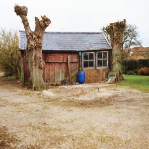 1995 The Street old butchers shop behind the post of 1