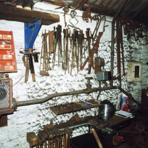 1999 Church Rd the forge electric bellows old tools031