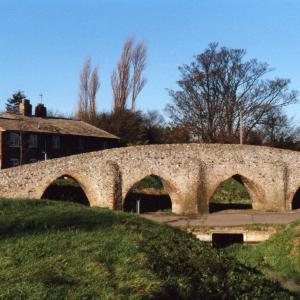 1999 The Packhorse Bridge south view074