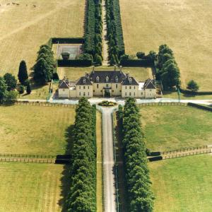 1999 Warren Hill House