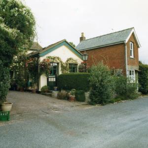 2000 The Old Bakery Shop Bridge St135