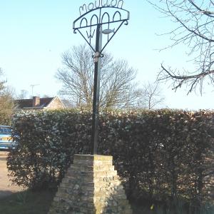 2000Moulton village sign Bridge St