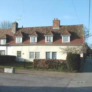 2001 Nos 8 10 12 THE STREET 2