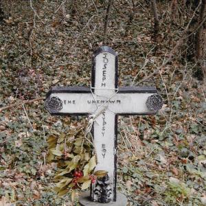 2002 Boys Grave in good repair182