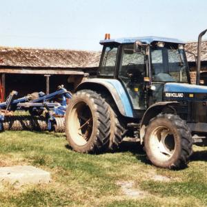 2005 September Trinity Hall farm buildings equipment 262