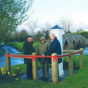 2005 Village Green restored old village pump is unviel 2