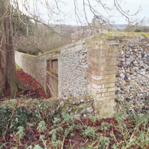 2007 Old Churchyard boundary wall shed