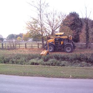 2009 16th NovBrookside Moulton river bank cutting.
