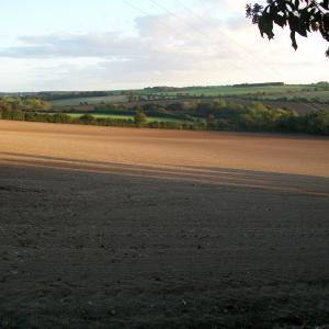 2010 16 10 Moulton view from Plantation hill towards Dalha
