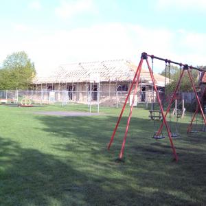 2010 30 04 Moulton new hall under construction