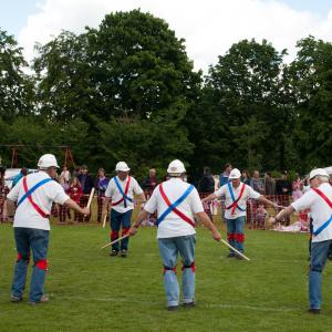 2012 07 06 Moulton Village Hall playing field Queen 51