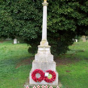 2013 22 11 Moulton Suff War memorial