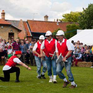 2014 25 05 Playing Field Moulton Fun day 75