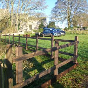 2019 04 12 Saint Peters new Churchyard new fence errected by Bob Saltmarsh Douglas James 2