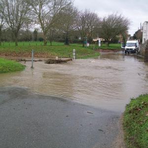 2019 13 12 Moulton Suffolk First time river in flood 1