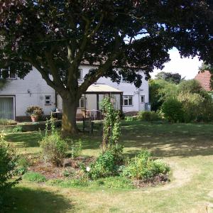 2019 August Views of Moulton Rear of Sue Maskalyns house Brookside.