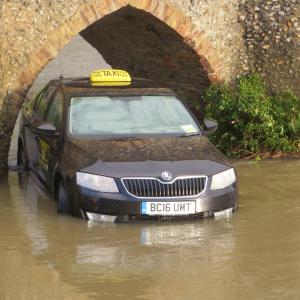 2020 04 12 Taxi swept under the bridge by the flood on the 3rd 8