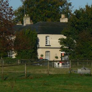 Oct 2007 Post Office Shop from French Hall Meadow