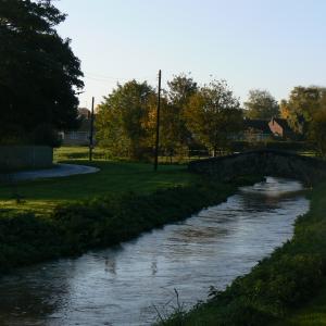 Oct 2007 river Kennett Pretty Bridge